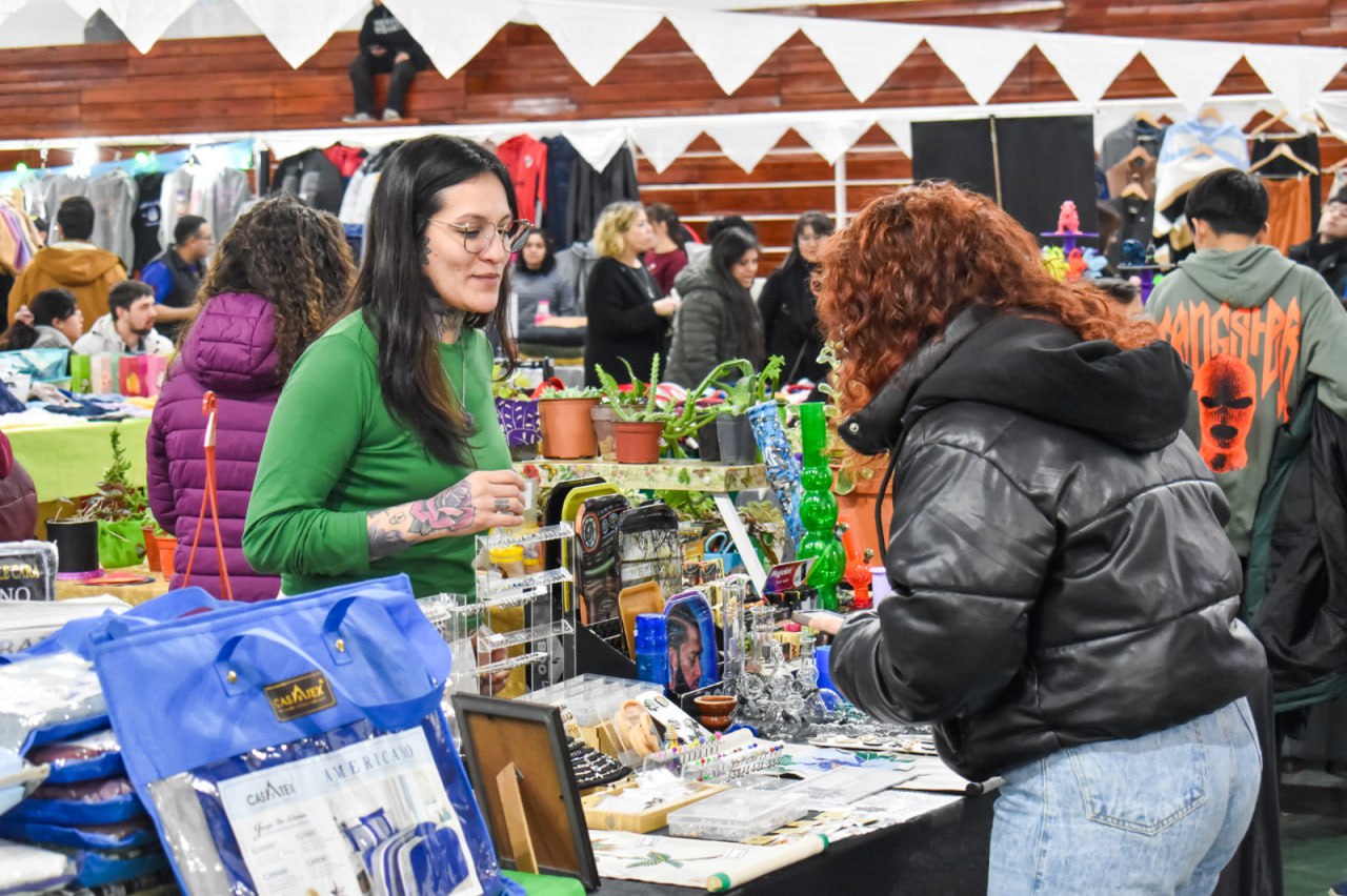 Feriantes del Fin del Mundo: Edición especial por el Mes de  la Mujer