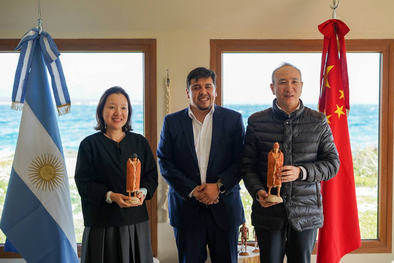 El Municipio de Tolhuin recibió por primera vez la visita de la Embajada de China