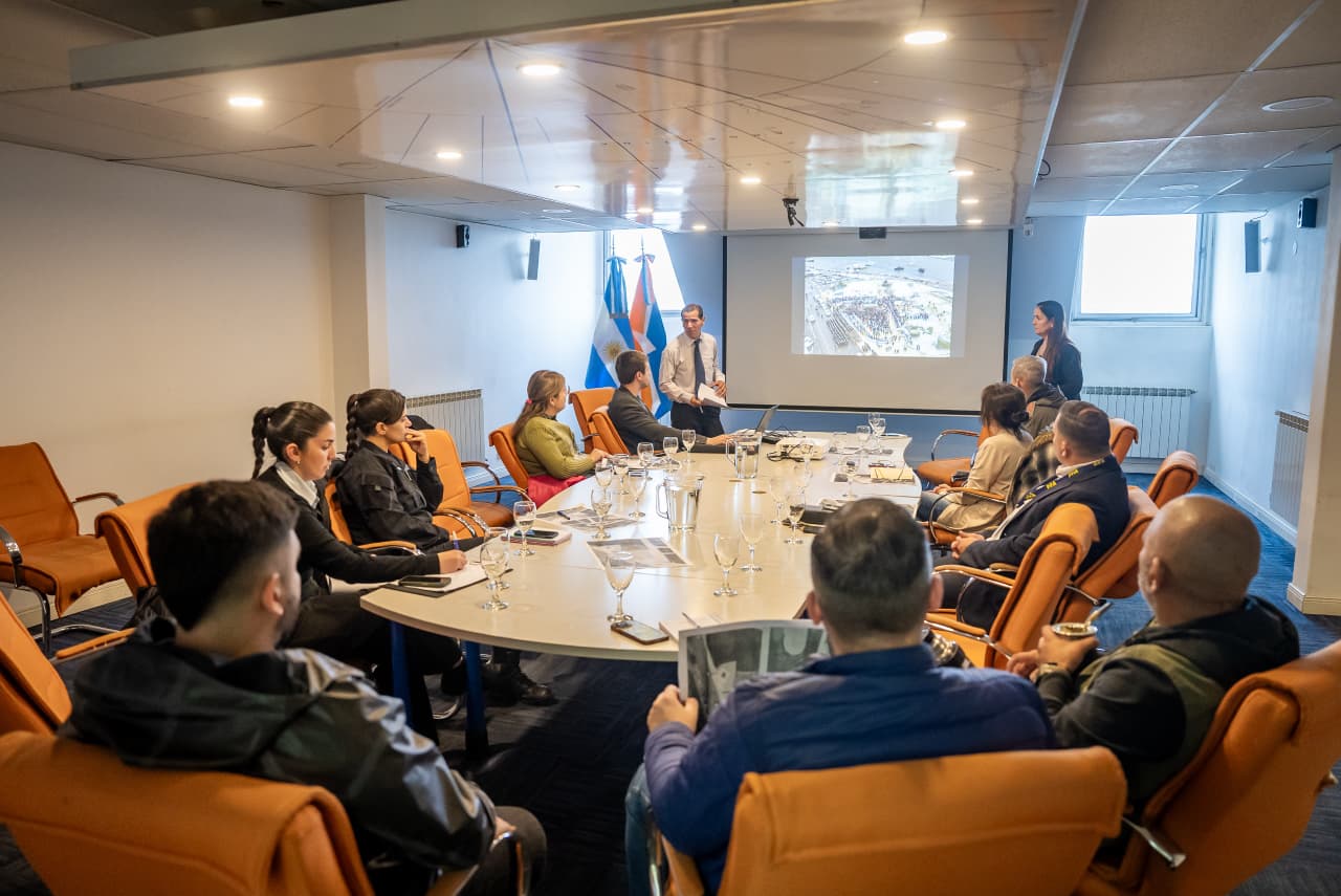 El Gobierno de la provincia avanza en la organización del acto central por la conmemoración del próximo 2 de Abril