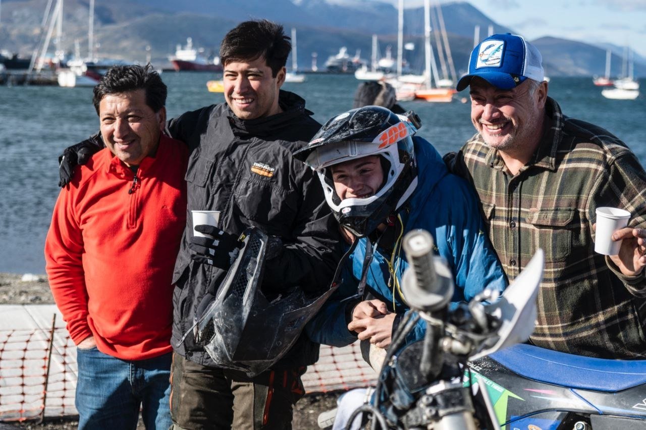 La Vuelta a la Tierra Del Fuego regresó a Ushuaia tras más de 20 años y reunió a más de 140 pilotos