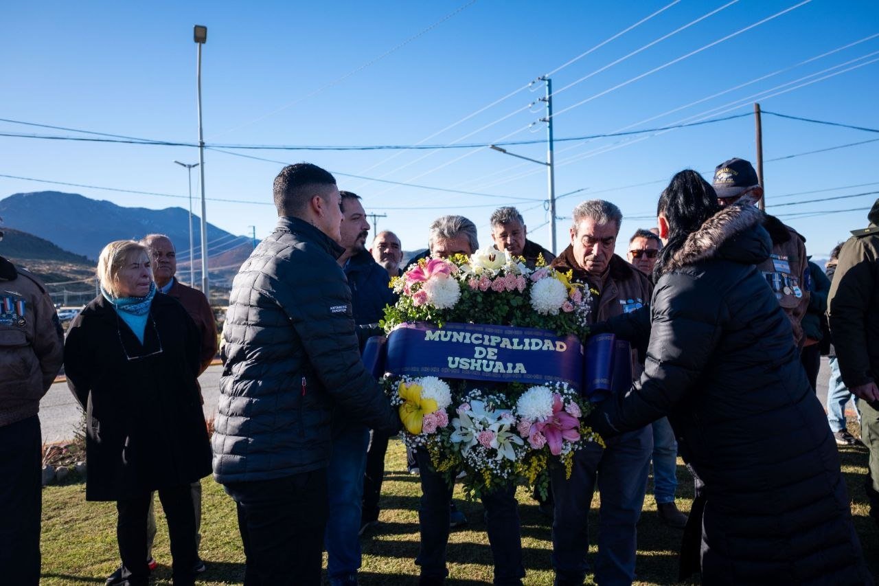 La Municipalidad de Ushuaia conmemoró el Día del Veterano de Guerra Fueguino
