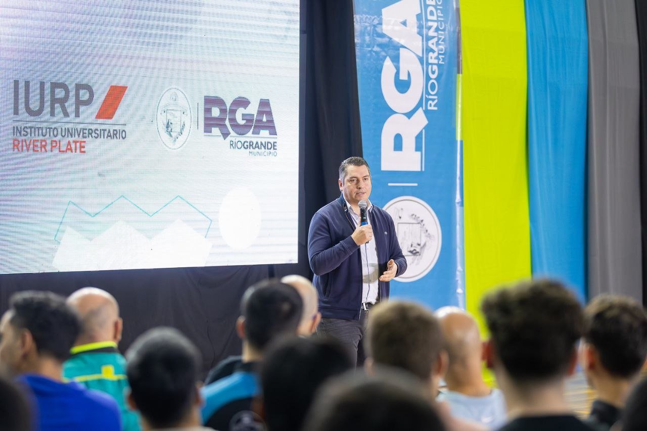 «Este año tendremos los primeros 50 egresados del Instituto Universitario River Plate en la provincia»