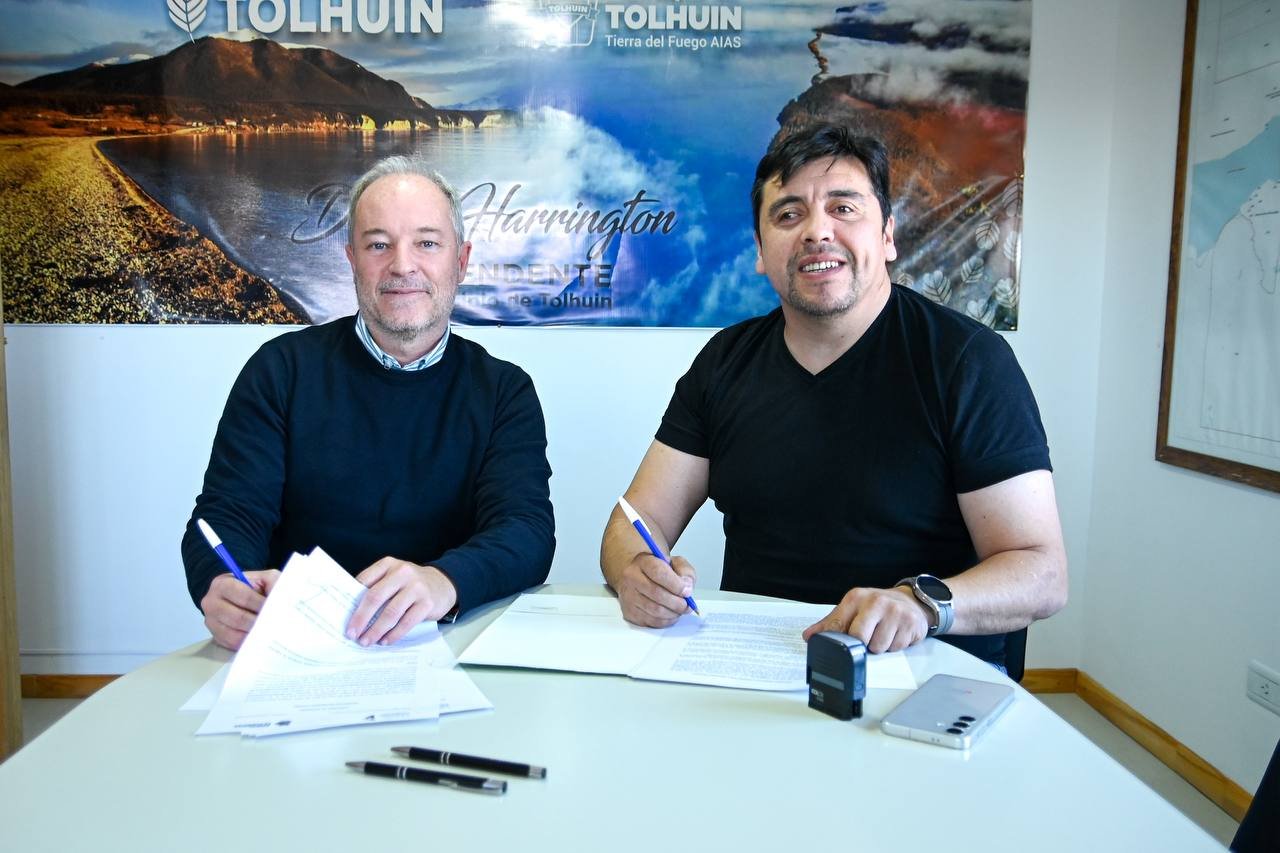 Tolhuin renovó el convenio del programa Nutriendo Futuro e incorporó una nueva etapa de formación para mujeres de la comunidad