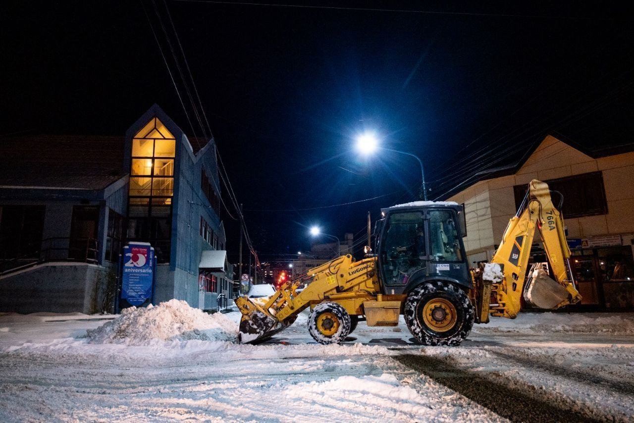 El Municipio de Ushuaia avanza con el Operativo Invierno pese a la caída de recursos