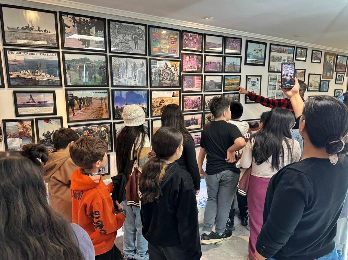 El Municipio recibió a estudiantes de Ushuaia en un recorrido histórico y cultural por Río Grande
