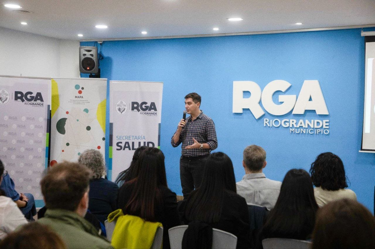 Río Grande ratificó su compromiso con políticas de salud integral para jóvenes