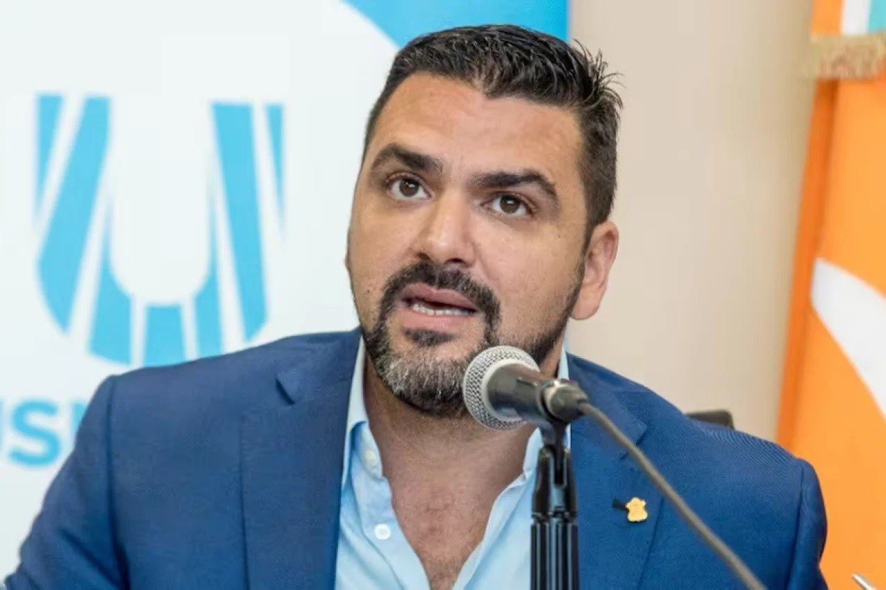 Vuoto cruzó a Melella: «Dos vetos que le dan la espalda a los municipios»