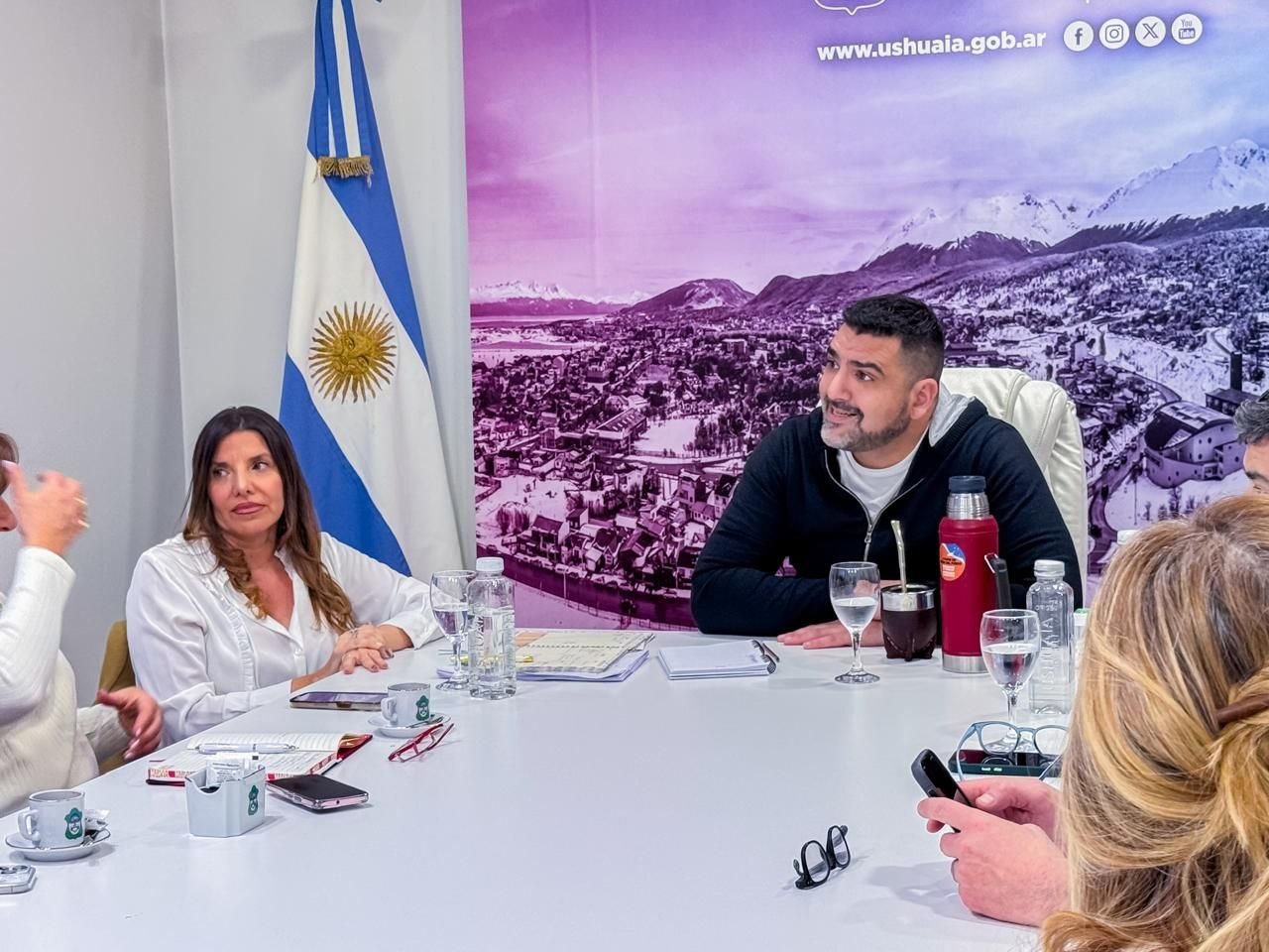 Ushuaia: El municipio acompaña a LUCCAU en la organización de un evento solidario para fortalecer su labor en la ciudad
