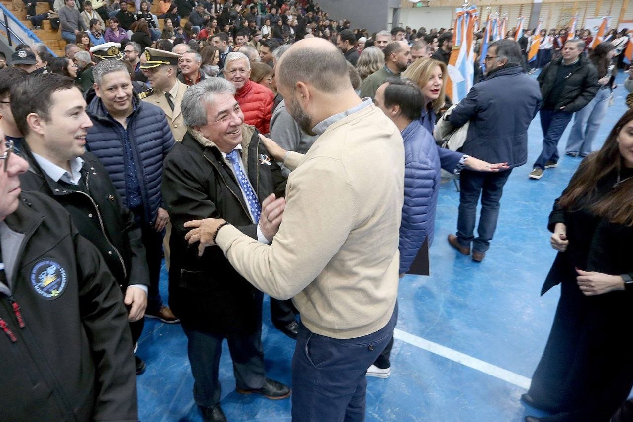 La Municipalidad de Ushuaia acompañó el acto central por el Día de la Provincia en Río Grande