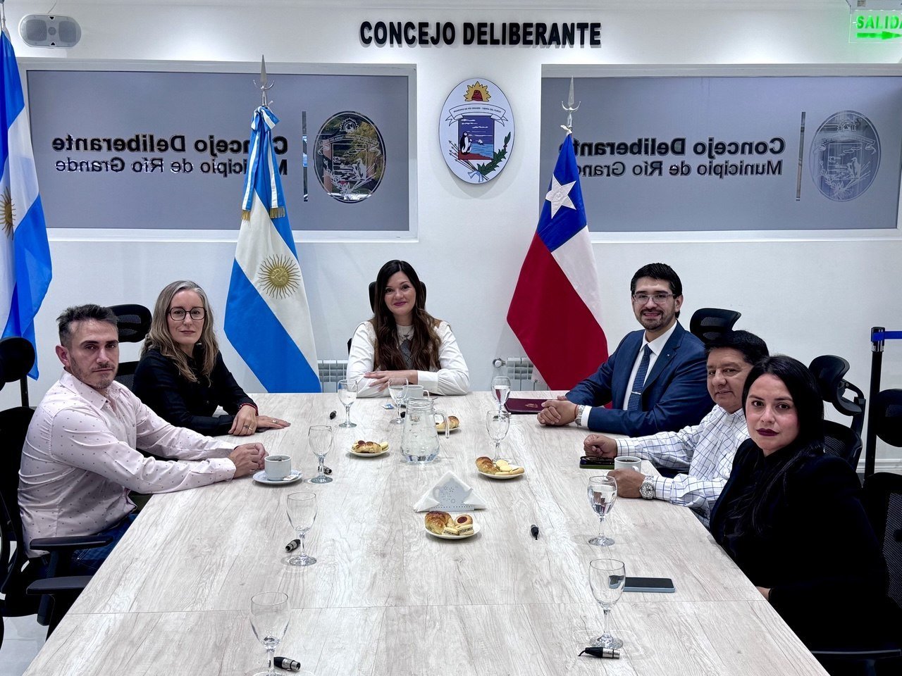 El Concejo Deliberante recibió al nuevo Cónsul de Chile en Río Grande