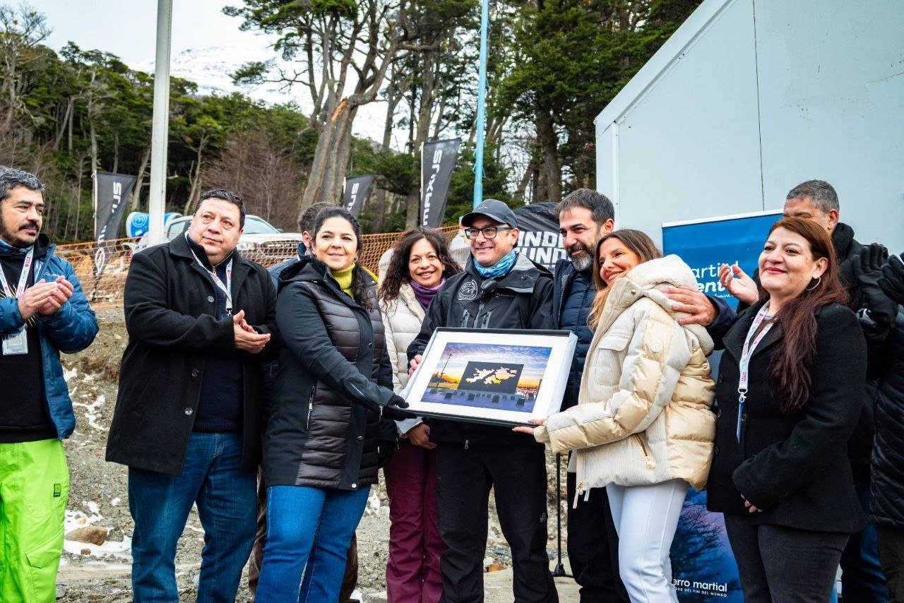 El municipio de Ushuaia acompañó la inauguración de la nueva aerosilla del Cerro Martial