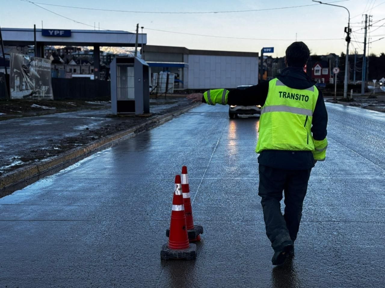 La municipalidad realizó operativos de prevención vial en distintos sectores de la ciudad de Ushuaia