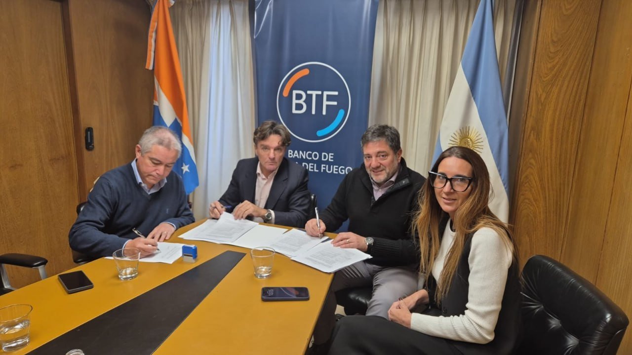 Acuerdo entre el BTF y Camuzzi para el acceso al gas natural a familias fueguinas