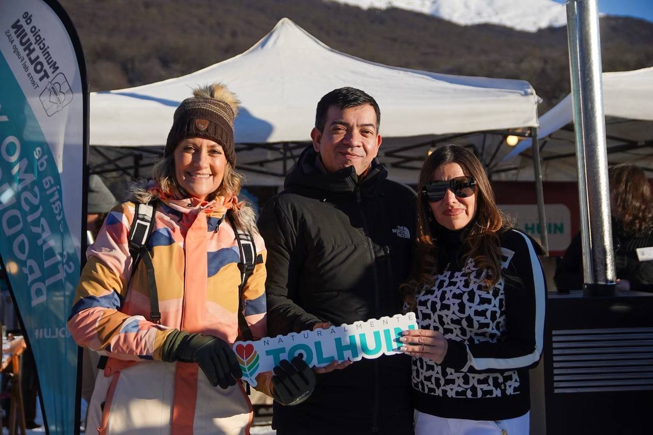 Tolhuin compartió su identidad en la Fiesta Nacional del Invierno