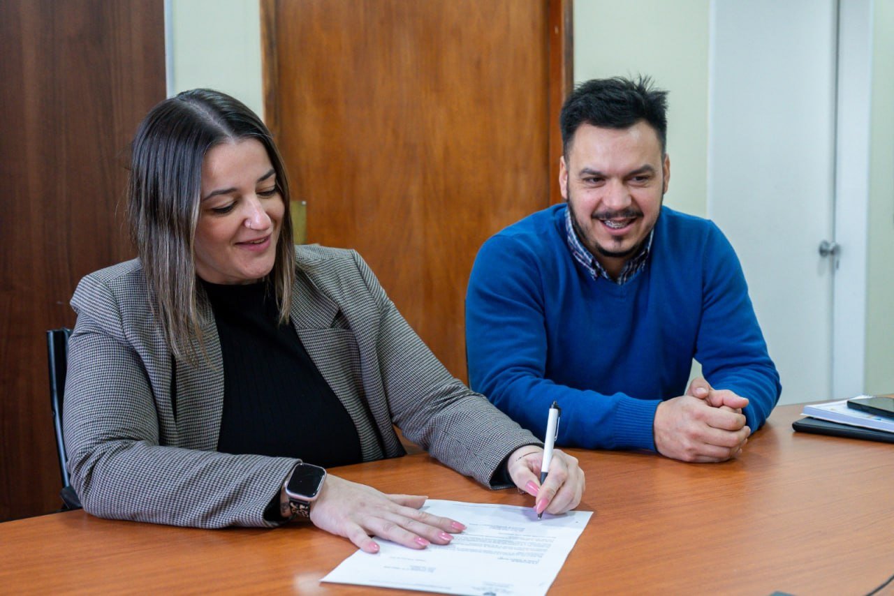 El Gobierno Provincial y Terra Ignis firmaron un convenio para fortalecer el deporte fueguino