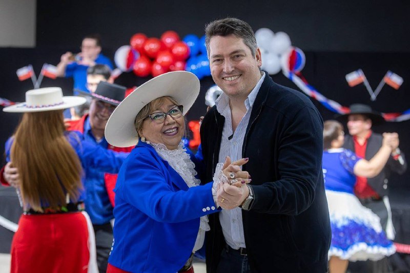 El Intendente Martín Perez acompañó a la comunidad chilena en la celebración de su Independencia
