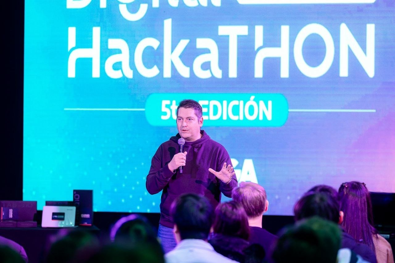 5ª Digital Hackathon: Jóvenes que innovan para transformar Río Grande