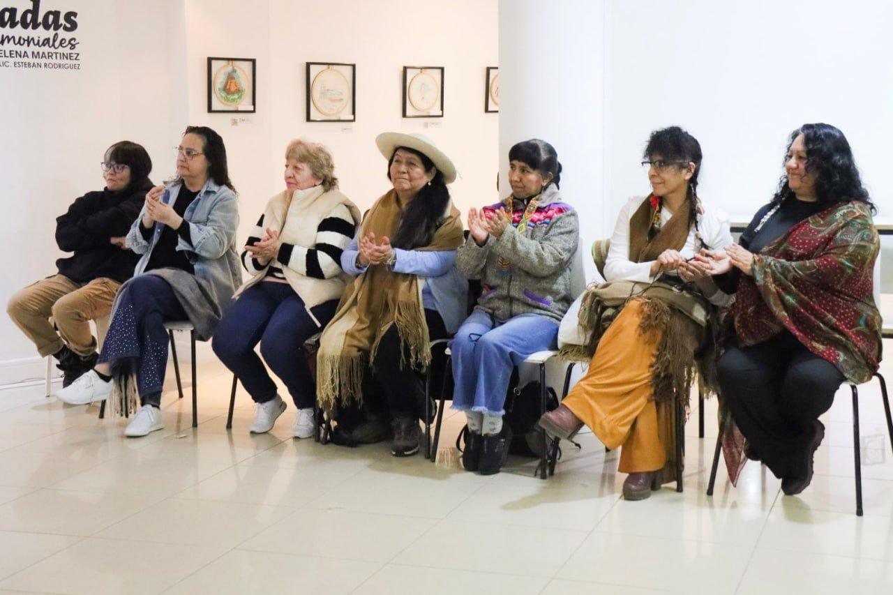Se inauguró la muestra «Mujeres originarias, voz ancestral»