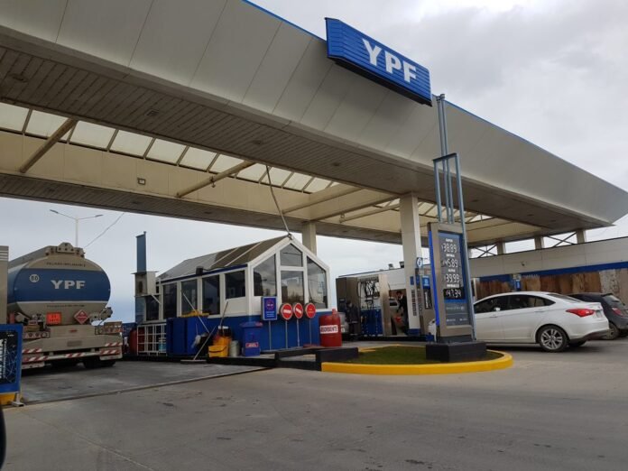 Nuevo incremento en los combustibles en Río Grande: YPF actualizó sus precios