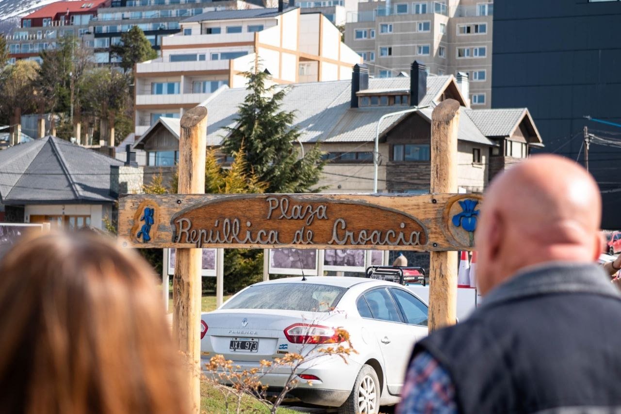 La Municipalidad de Ushuaia acompañó el acto por el 35° aniversario de la independencia de Croacia