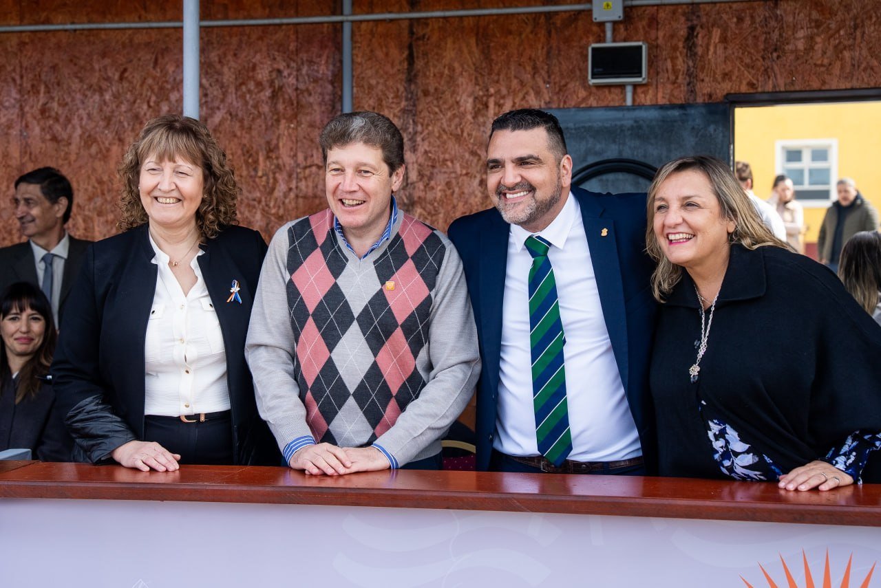 Melella «Deseamos que Ushuaia siga prosperando y siga creciendo aún en momentos tan complicados»